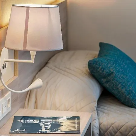 Obal Urban 4* Marbellac