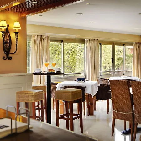 Hotel Obal 4*