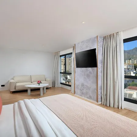 Obal 4* מארבלה