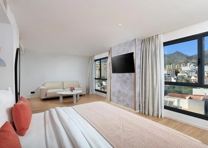 Obal 4* מארבלה