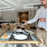 Obal Ξενοδοχείο 4*